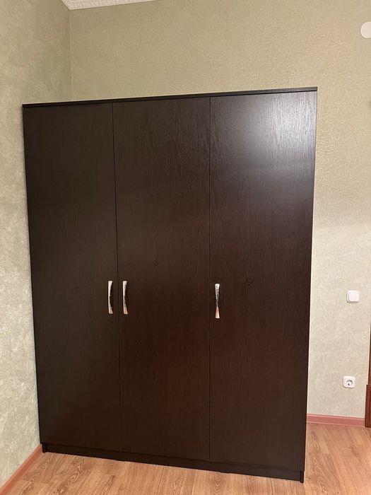 Шифоньер 45 000 тг