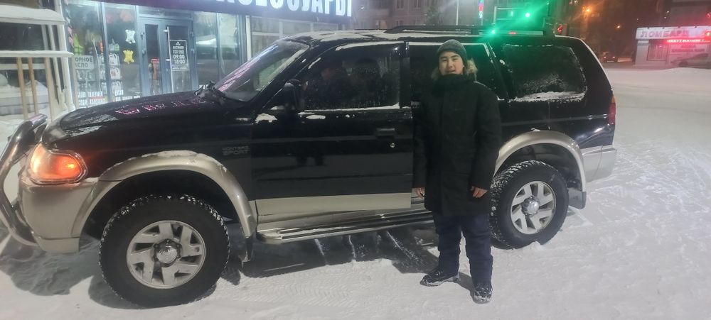 Мисубиши  Мотеро Спорт