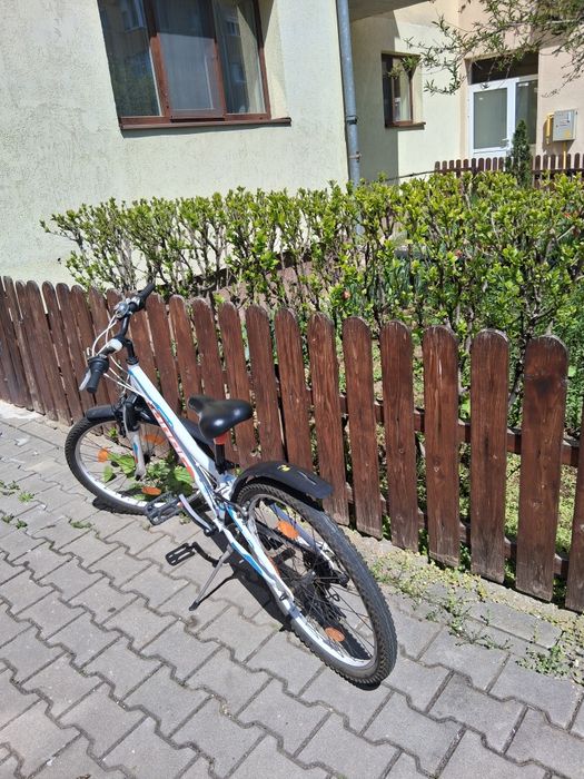 bicicleta atare foarte buna