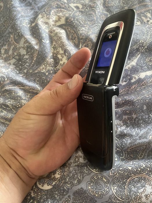 Nokia 6131 в идеально состояние