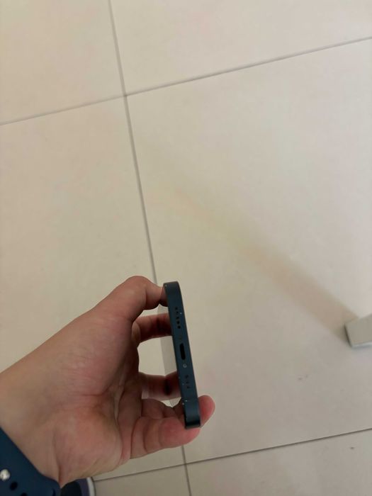 iPhone 13 Midnight 128 GB