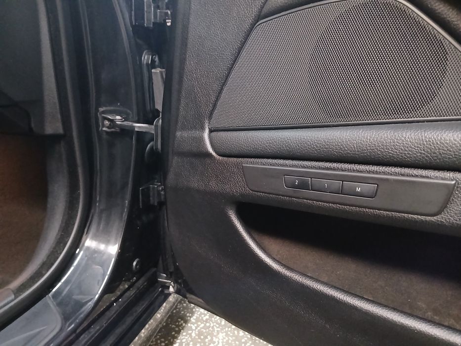 Vand schimb bmw f10 3.0 dizel cu passat cc sau A4 sau A5
