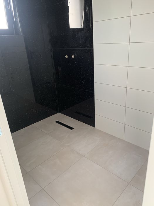 Casa in sabareni str asfaltata