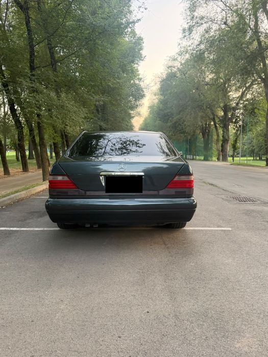 Mercedes-Benz W140