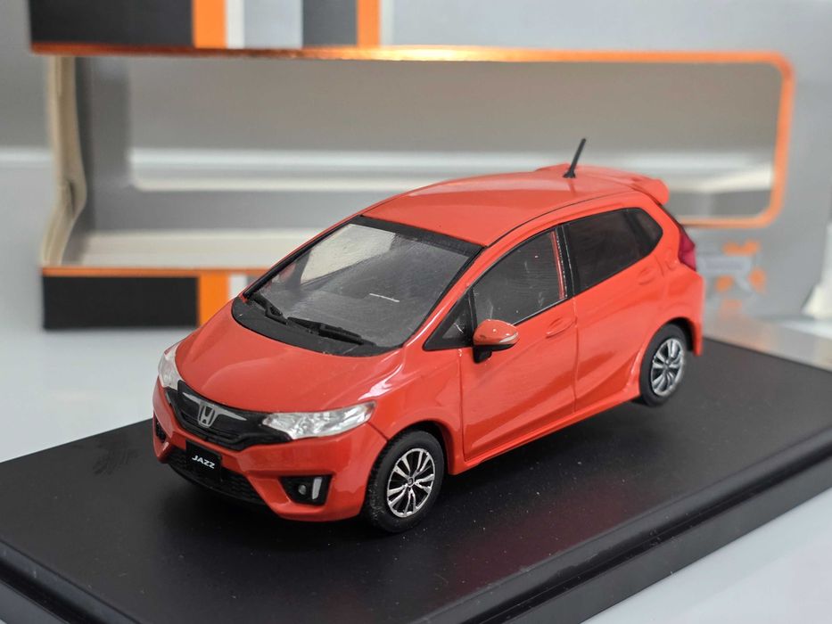 Macheta Auto 1/43 Premium X By IXO Honda Jazz 2015 Orange