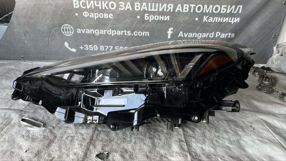 Ляв и десен фар Lexus NX