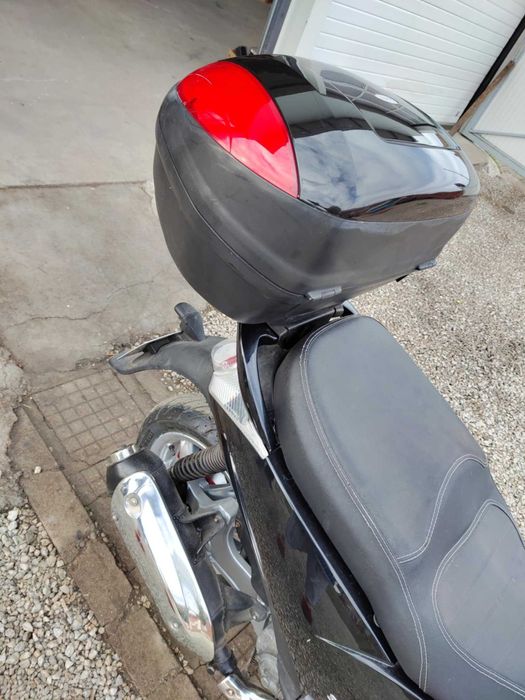 Aprilia Scarabeo 300 i.gt