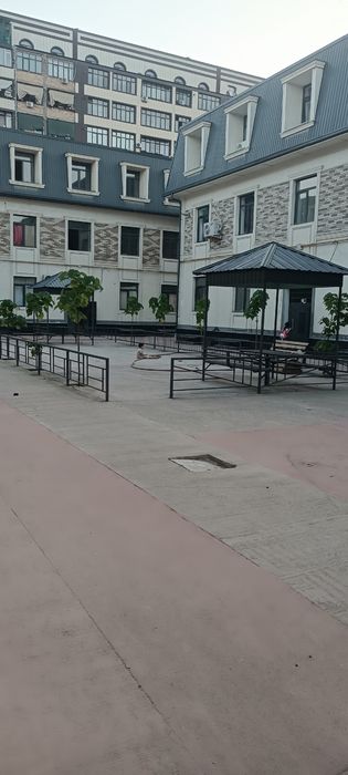 Sergelida Dupleks kvartira sotiladi 3 xona 88 kv quruvchilar metro bek
