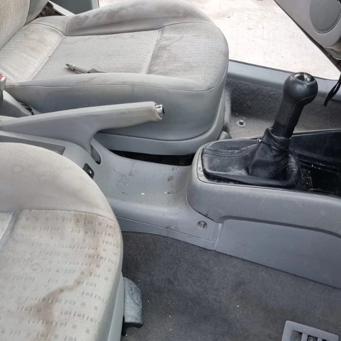 Curatare interior auto pentru detalii mesaj in privat