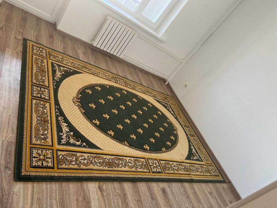 Продам Ковер Б/У