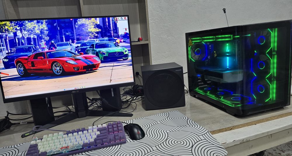 Продам мощный игровой компьютер в сборе ( полный комплект)