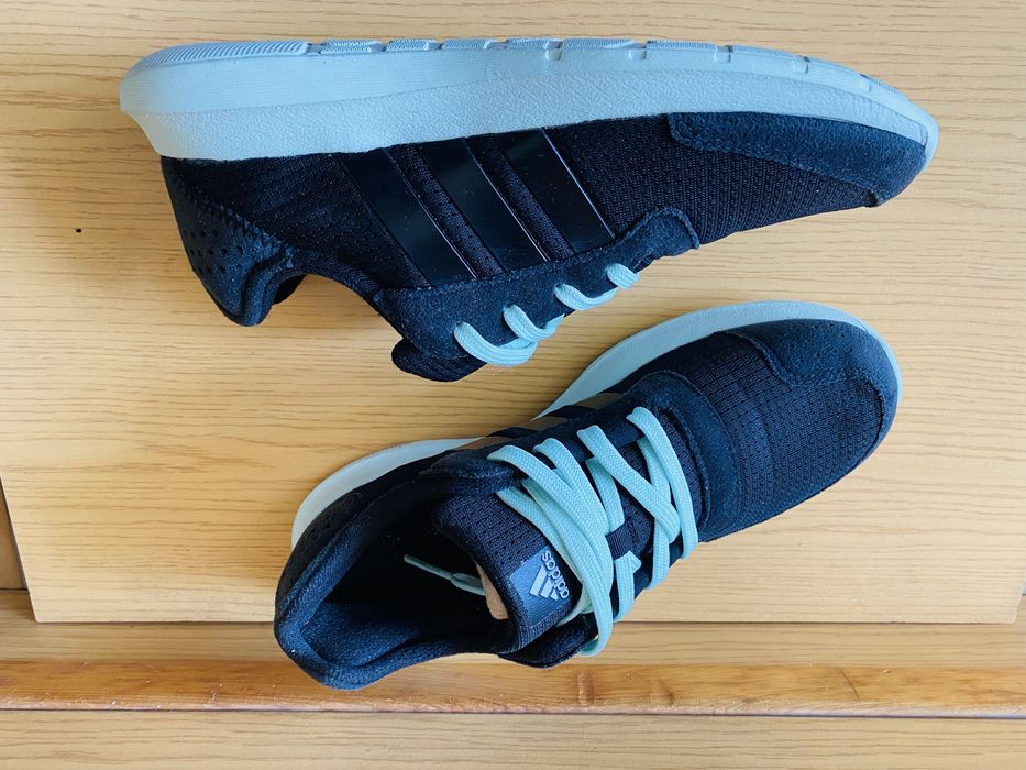 Adidas  ,номер 40,2/3