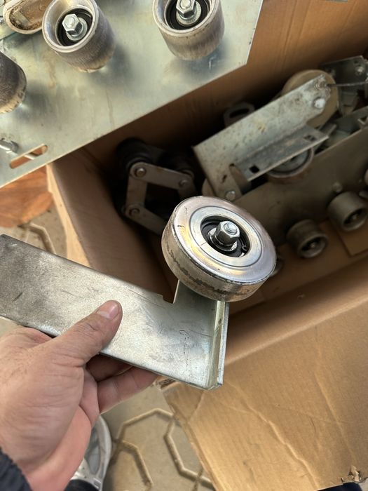 Ролики от эскалатора(mitsubishi)