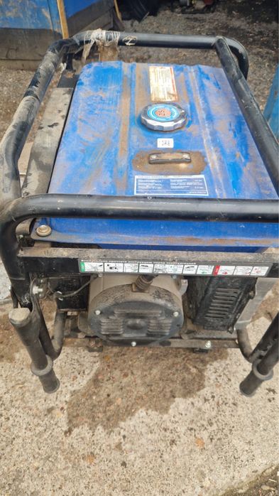 Бензиновый генератор