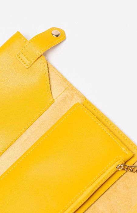 Ново дамско портмоне