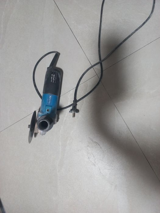 Болгарка на запчаст