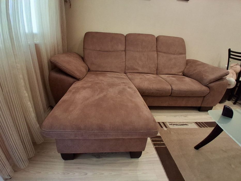 Диван ,като нов.