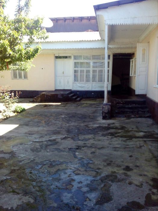 Ховли сотилади 3 кахрамон постдан 2 км ичкарида