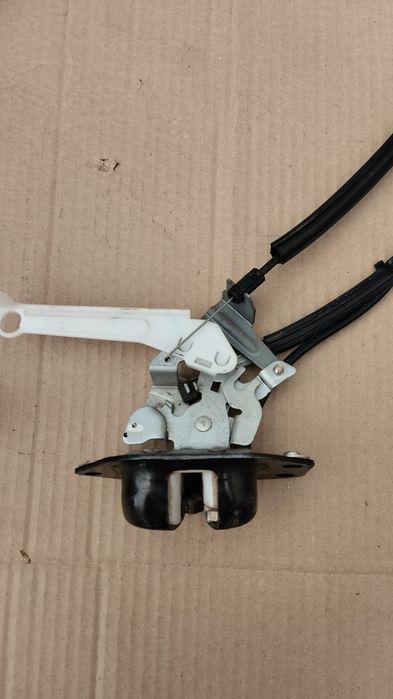 Замки крышки багажника Pathfinder R51