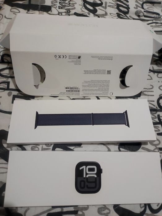 Смарт Часовник Apple Watch 10 42MM CELL JET BLACK ALL