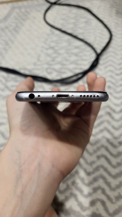 Продам 2 телефона