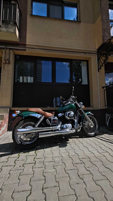 Motocicleta Honda Black Widow 750cc