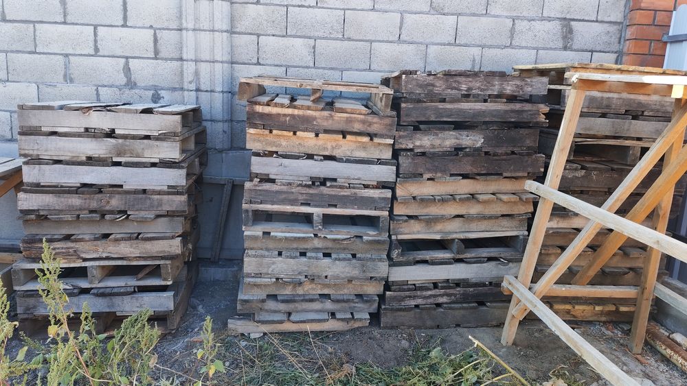 Продам поддоны...