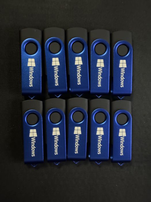 Stick USB Windows 10/11 + activare permanenta