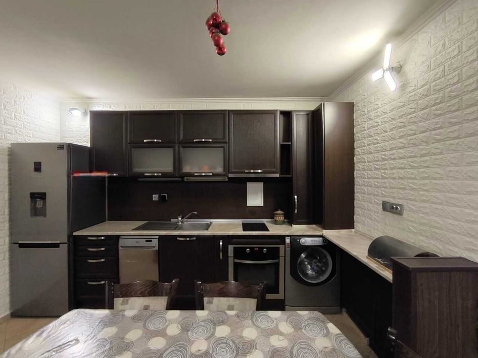 Дава се под наем Тристаен апартамент в София, Овча купел - 85 кв.м за 747.66 € - Снимка #1