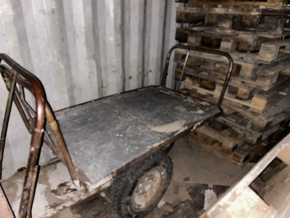 Тачка трехколесная