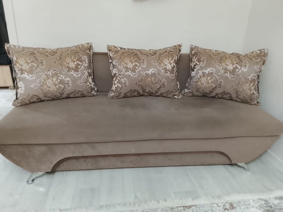 Продается диван 40.000