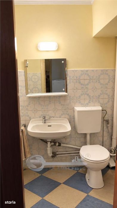 | Apartament 4 camere de vanzare | Ultracentral, Bulevardul Independen