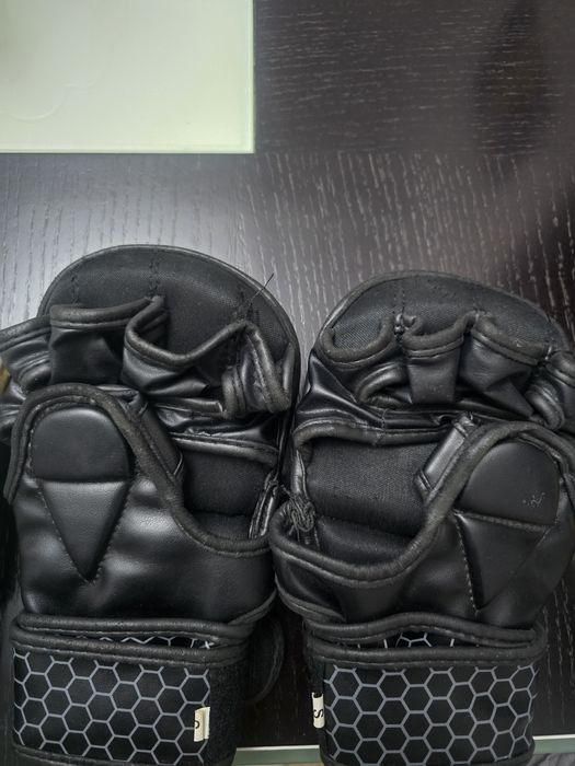 ПЕРЧАТКИ боксерские и черепашки