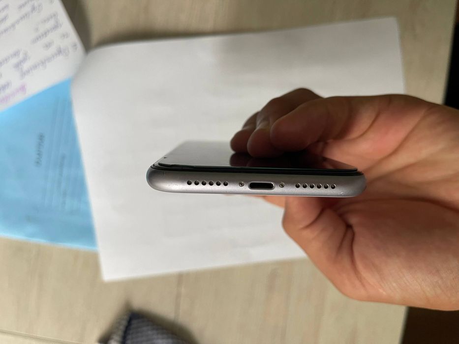 iPhone 11 sotiladi