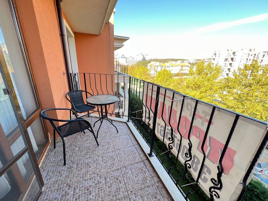 Продава се Двустаен апартамент в Свети Влас - 56 кв.м за 2018 €/кв.м - Снимка #8