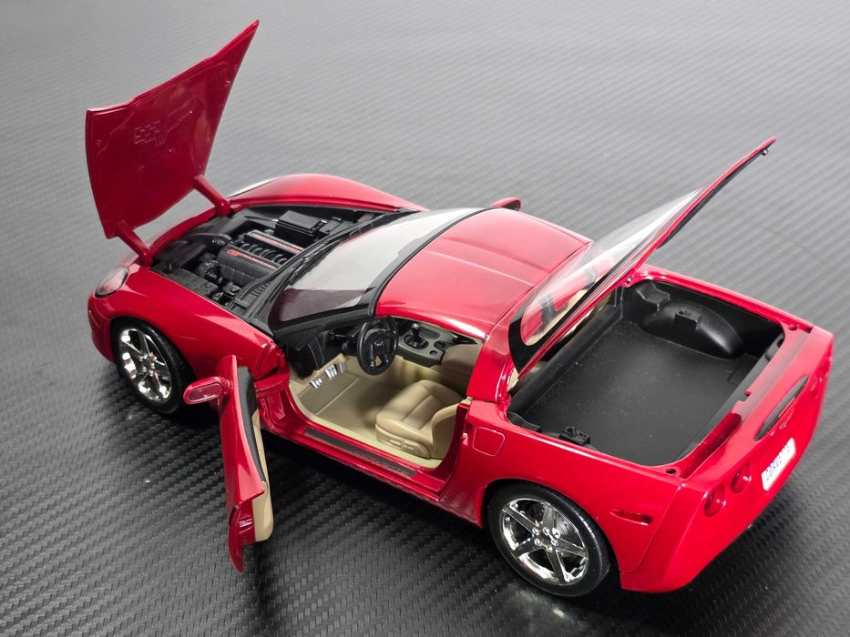 Macheta Auto 1/18 Hotwheels Chevrolet Corvette C6