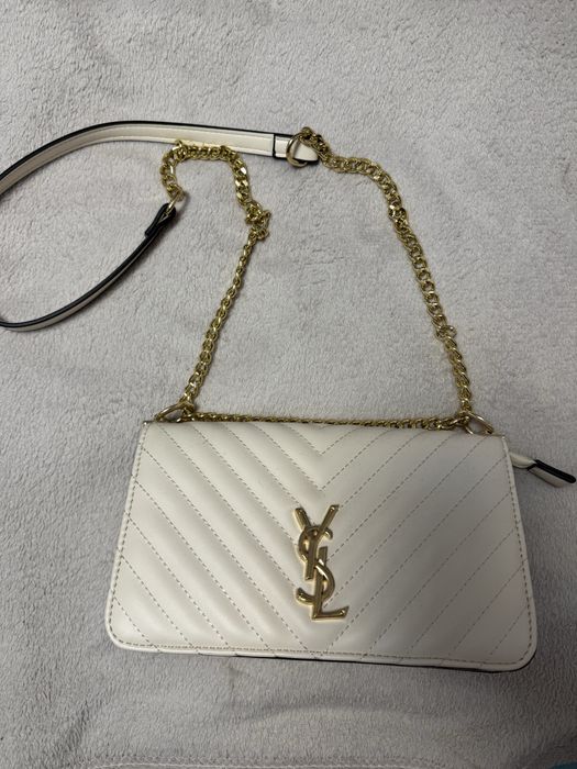 Geanta YSL nu a fost purtata niciodata