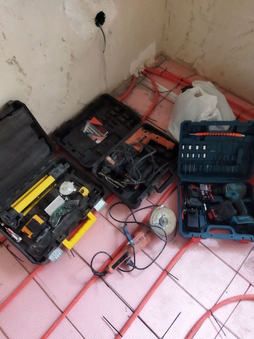 Набор техники для ремонта