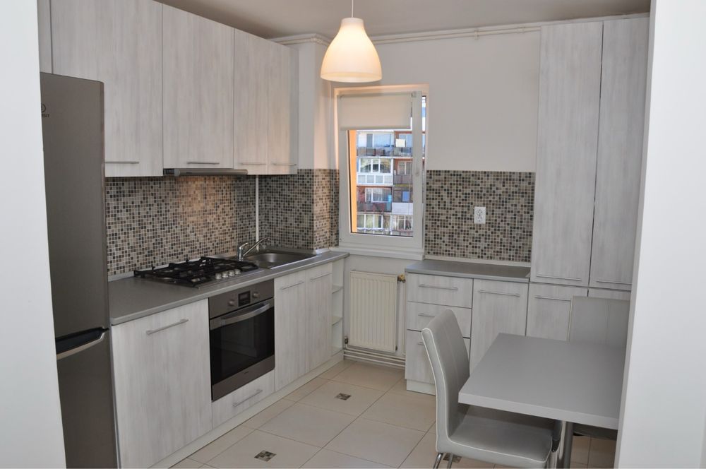 Inchiriez apartament 2 camere