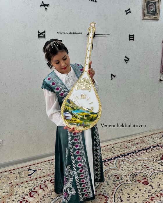 Сағат. Сағаттар. Часы.