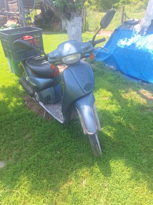 Vand scuter Aprilia Scaraebo