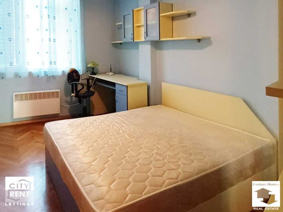 Дава се под наем Четиристаен апартамент в Велико Търново, Център - 110 кв.м за 440 € - Снимка #6