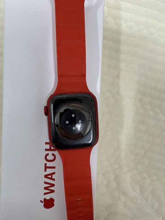 Apple watch series 8