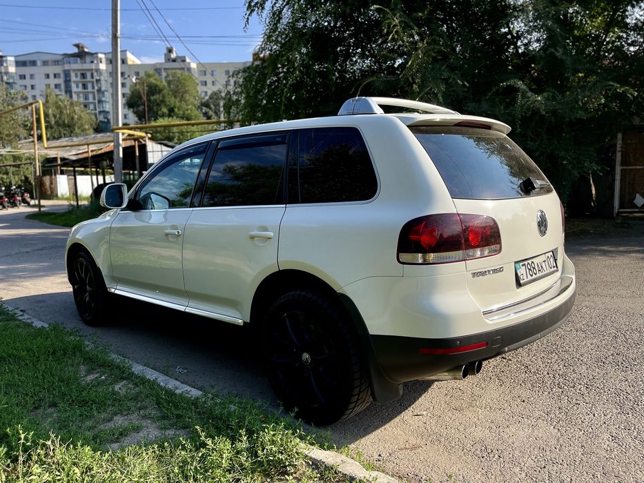 Volkswagen Touareg