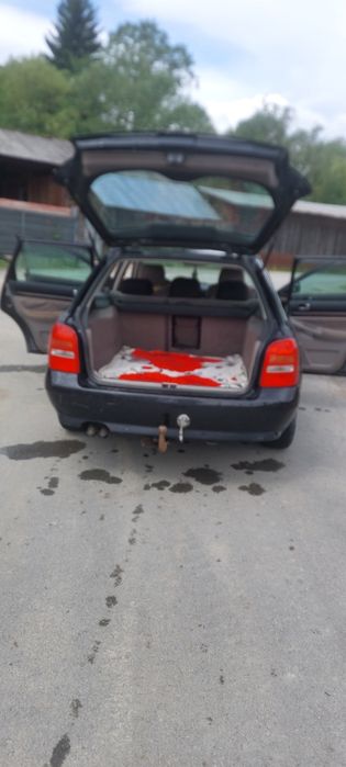 Vând sau schimb Audi A4 B5 2,5
