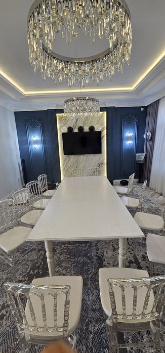 Стекляные стул . Прозрачный стул . 250 шт . 25 $