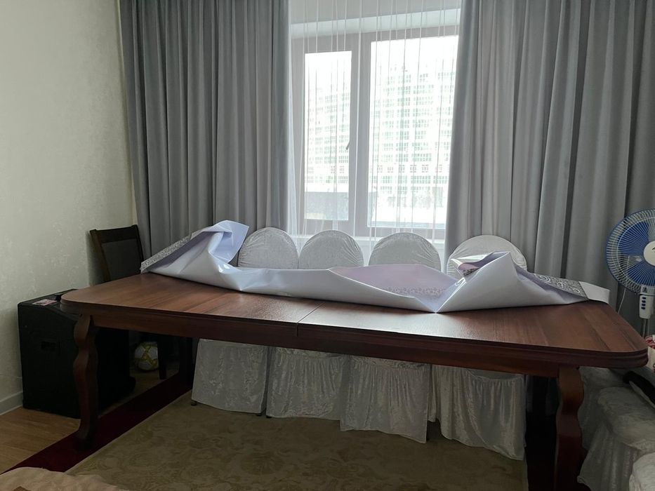 Продам стол стулья