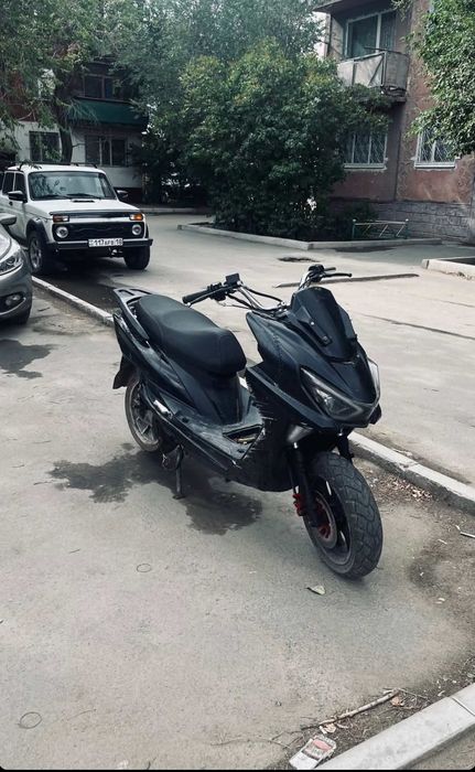 Продам макси 150куб