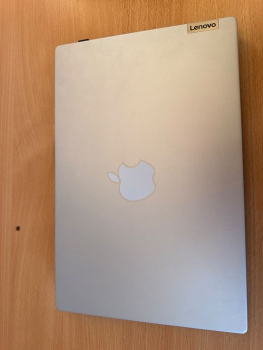 Lenovo Ideapad 5  (81YM)