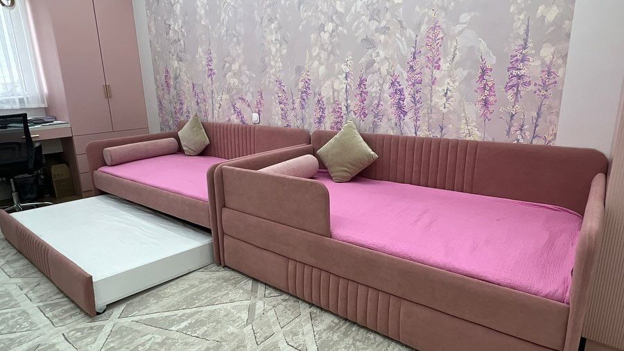 Деткая подростковая мягкая кровать